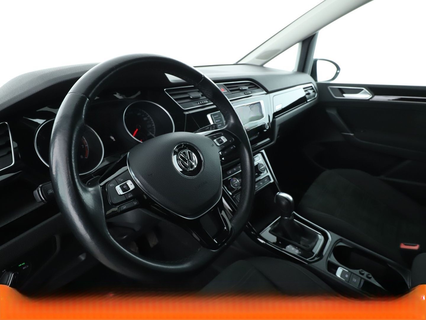 Volkswagen Touran 1.8 TSI Highline BlueMotion Aut.*NAVI*ACC foto 11