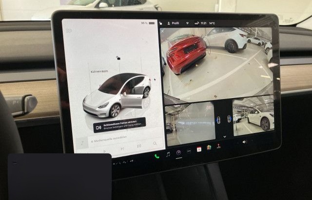 Tesla Model Y Rear-Wheel Drive foto 15