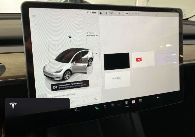 Tesla Model Y Rear-Wheel Drive foto 17