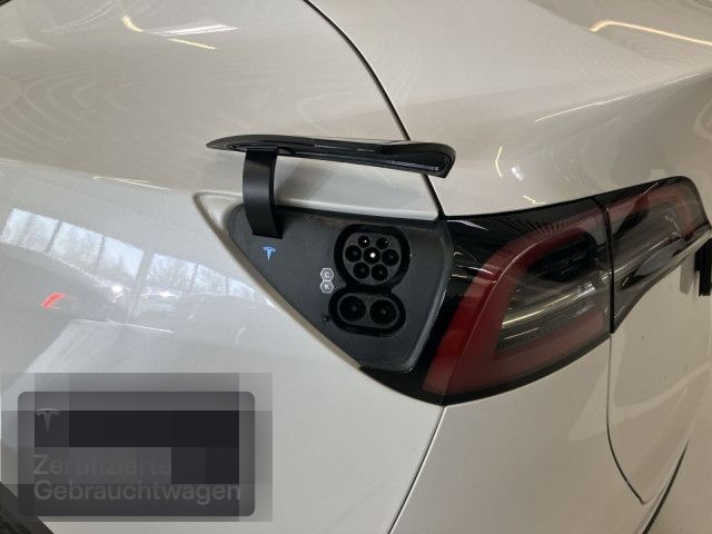 Tesla Model Y Rear-Wheel Drive foto 19