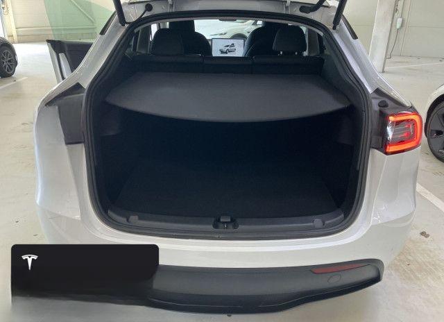 Tesla Model Y Rear-Wheel Drive foto 9