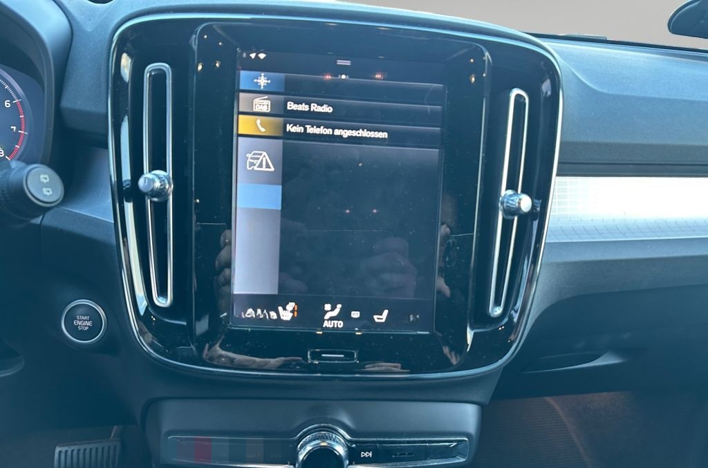 Volvo XC40 T2 Plus Dark foto 13