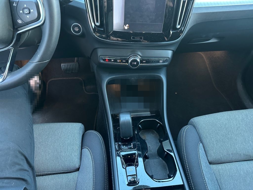 Volvo XC40 T2 Plus Dark foto 14
