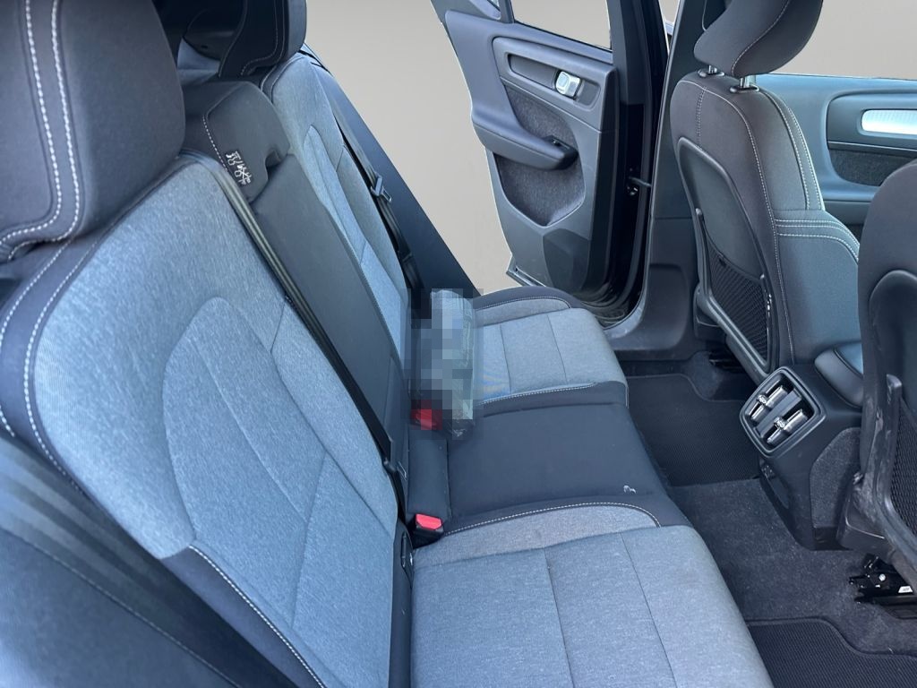 Volvo XC40 T2 Plus Dark foto 17