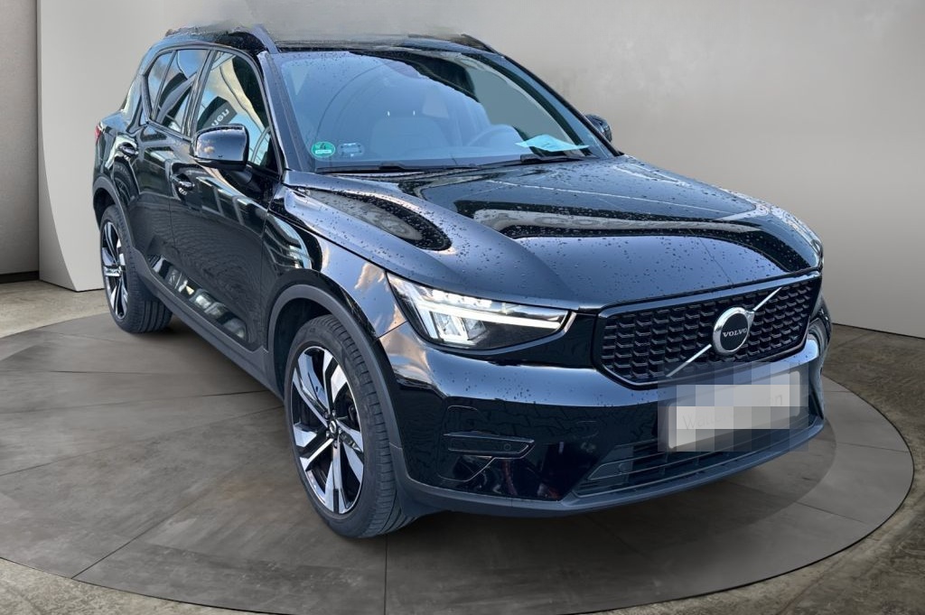 Volvo XC40 T2 Plus Dark foto 3