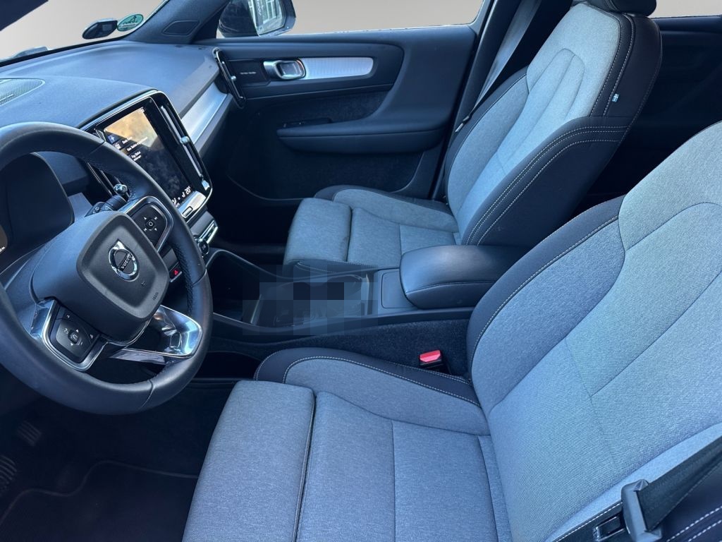 Volvo XC40 T2 Plus Dark foto 9