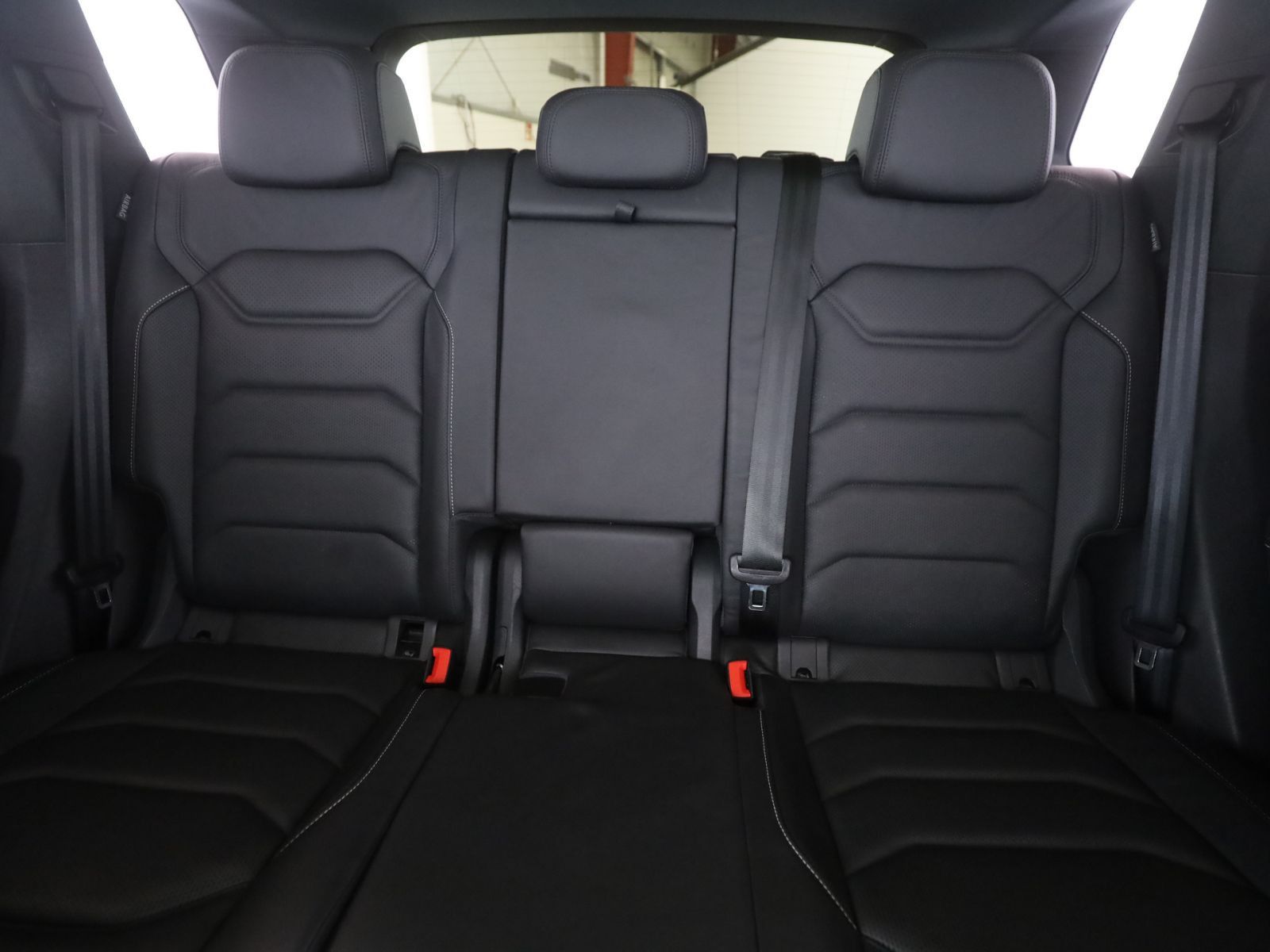 Volkswagen Touareg 3.0 TDI Edition 20 4M Pano+AHK+LUFT+RFK+ foto 19