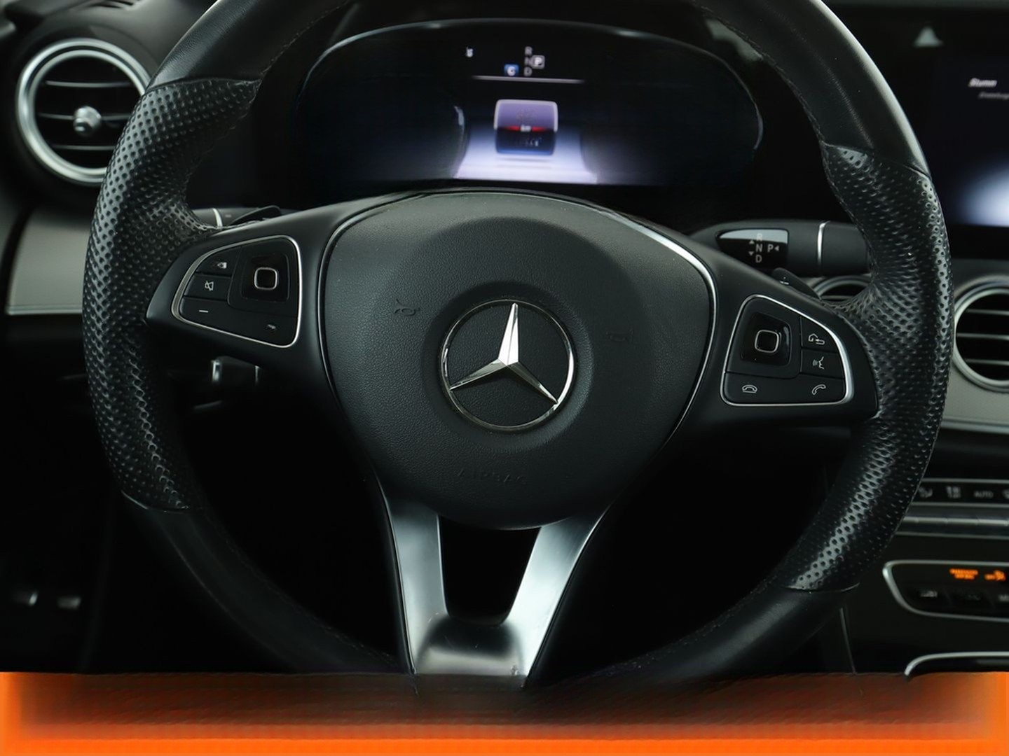 Mercedes-Benz E 200 d T Avantgarde Aut.*NAVI*LED*PLA* foto 19