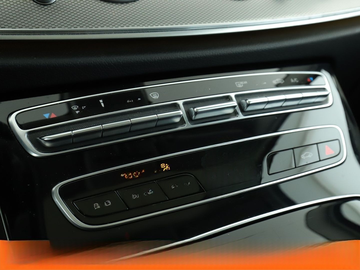 Mercedes-Benz E 200 d T Avantgarde Aut.*NAVI*LED*PLA* foto 24