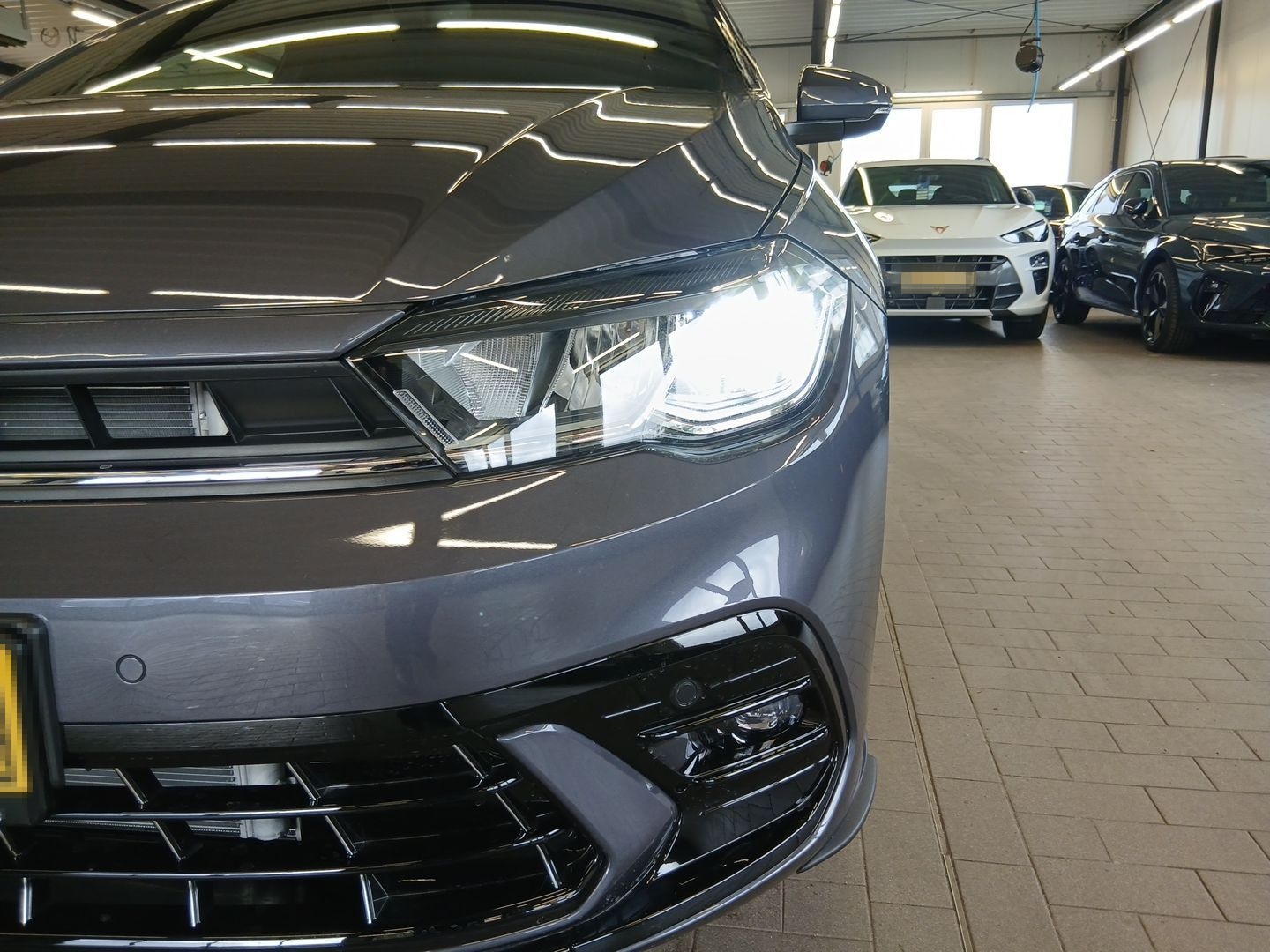 Volkswagen Polo 1.0 TSI R-Line DSG *ACC*R-CAM*App-Connect* foto 8