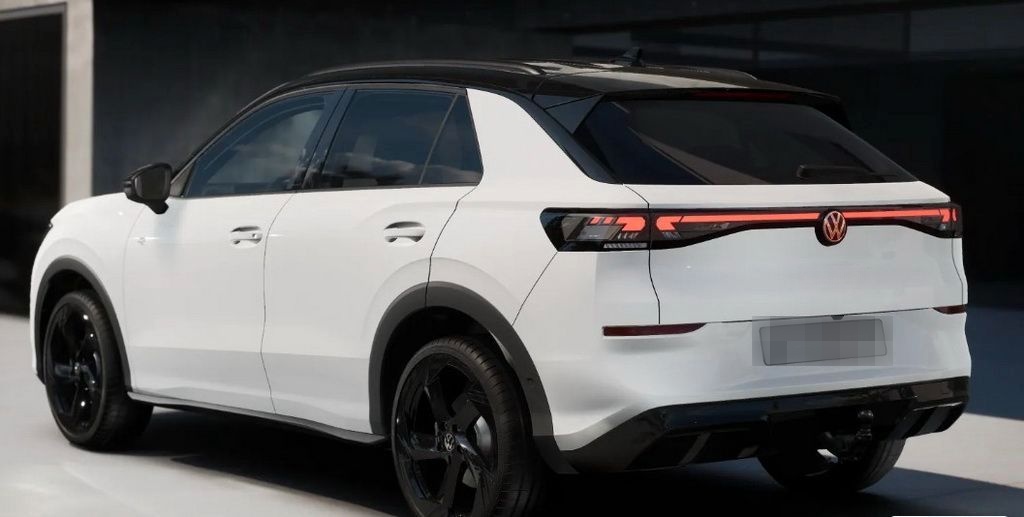 Volkswagen T-Roc R-Line 1.5 eTSI DSG AHK+Navi+HuD+Matrix foto 4