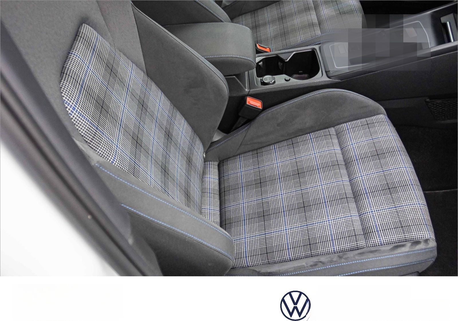 Volkswagen Golf VIII 1.4GTE DSG Navi LED CarPlay EPH DAB foto 13