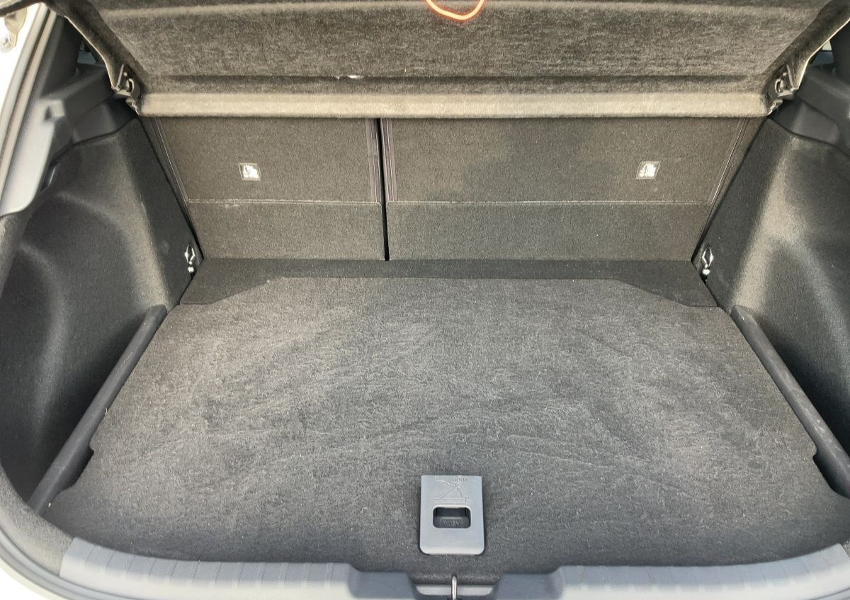 Toyota Corolla 2.0 Hybrid GR SPORT Bi-LED+HuD+JBL+RFK foto 14