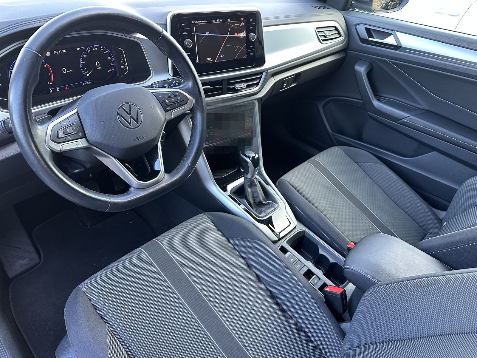 Volkswagen T-Roc 1.5 TSI Style DSG NAV+LED+KAM+ACC+VCOCKPIT foto 7