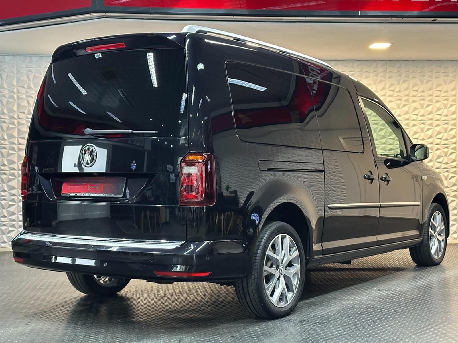 Volkswagen Caddy Maxi 2.0TDI Highline* BiXEN#TEMPO#PDC#AHK foto 8