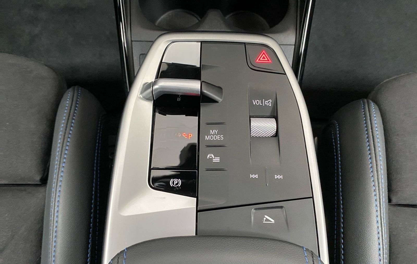BMW 223i xDrive Active Tourer M Sport HUD Pano AHK foto 15