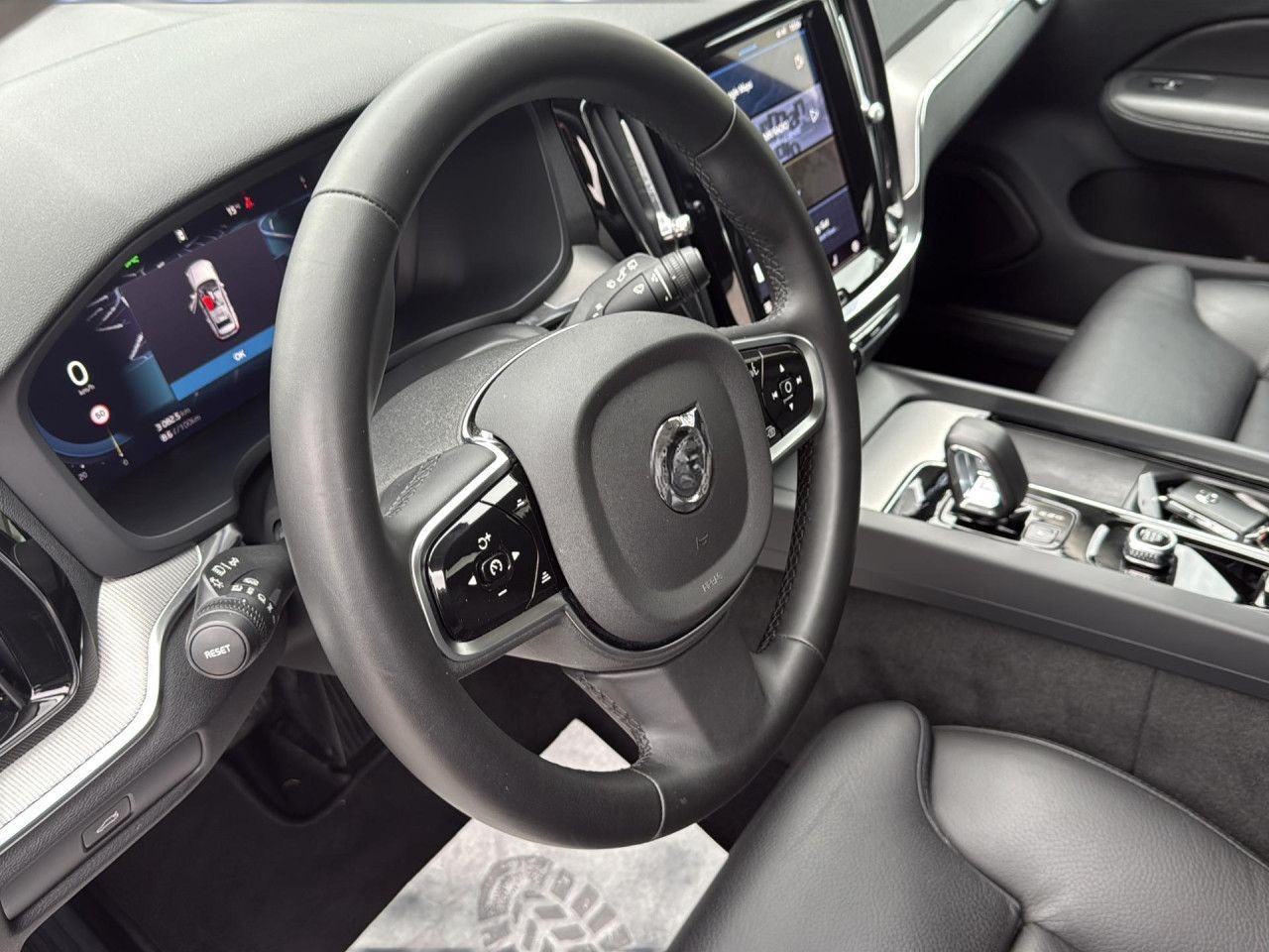 Volvo V60 Plus Dark Bluetooth LED Vollleder Klima foto 11