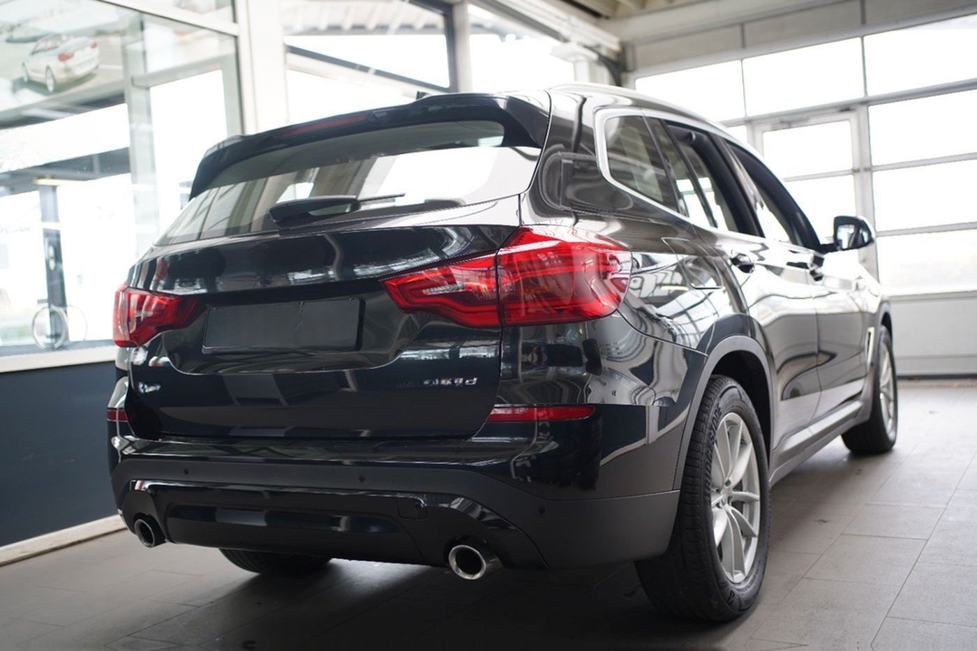 BMW X3 xDrive 20d Advantage +Glasdach+HeadUp+HiFi+PD foto 14