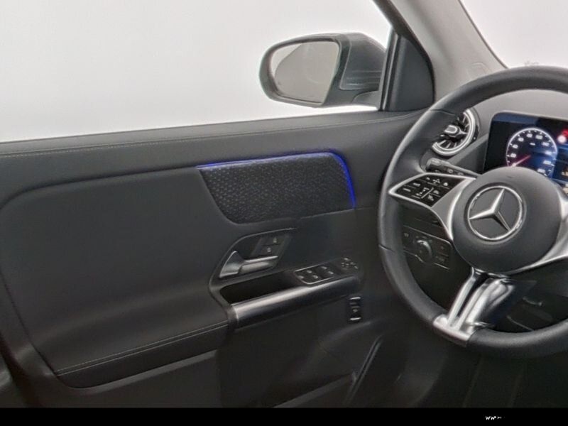 Mercedes-Benz GLA180d DISTRONIC/360°KAMERA/LED/SPURH/ADVANCED+ foto 9