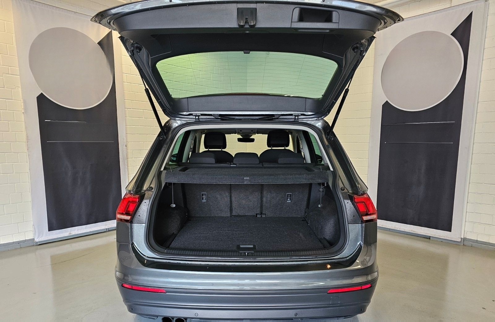 Volkswagen Tiguan 1.4 TSI Sound + ACC/LED/1.Hand/Navi/AHK foto 8