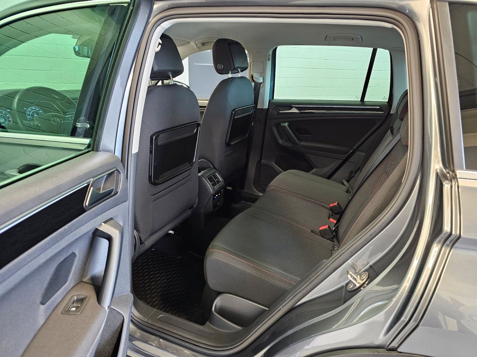 Volkswagen Tiguan 1.4 TSI Sound + ACC/LED/1.Hand/Navi/AHK foto 10