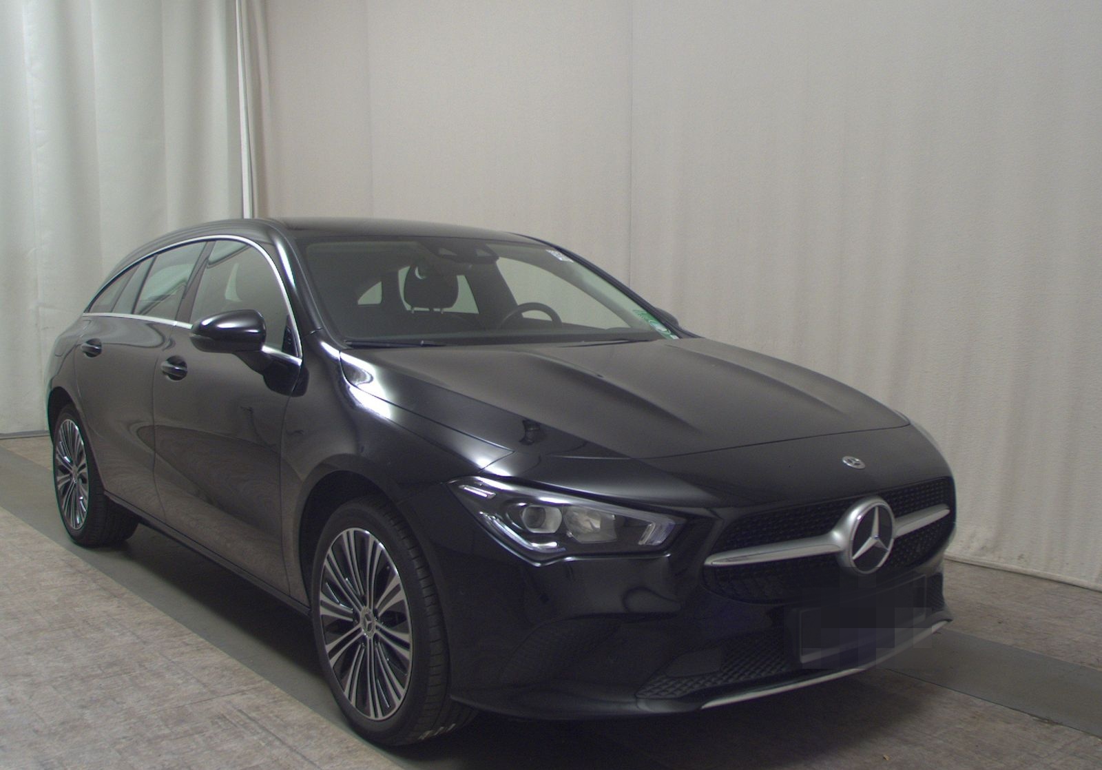 Mercedes-Benz CLA 250 Shooting Brake e Progressive Navi LED foto 3