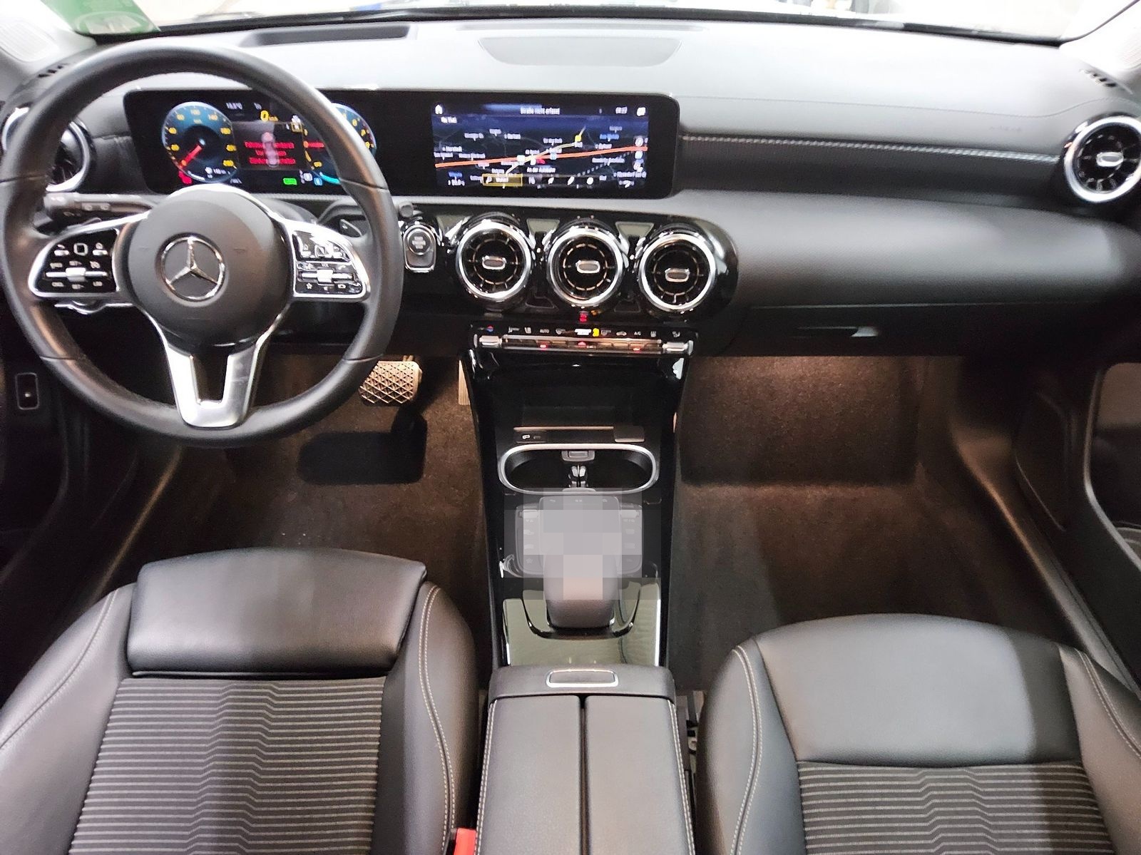 Mercedes-Benz CLA 250 Shooting Brake e Progressive Navi LED foto 5