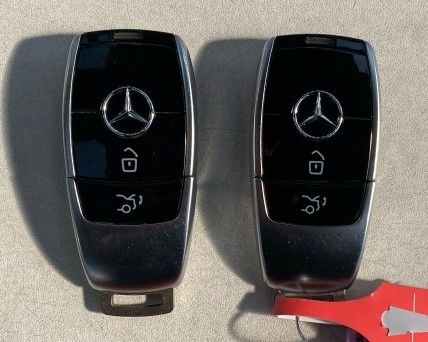Mercedes-Benz E300 de Avantgarde*Media-Display*Kam*AHK*MBUX*8x foto 14