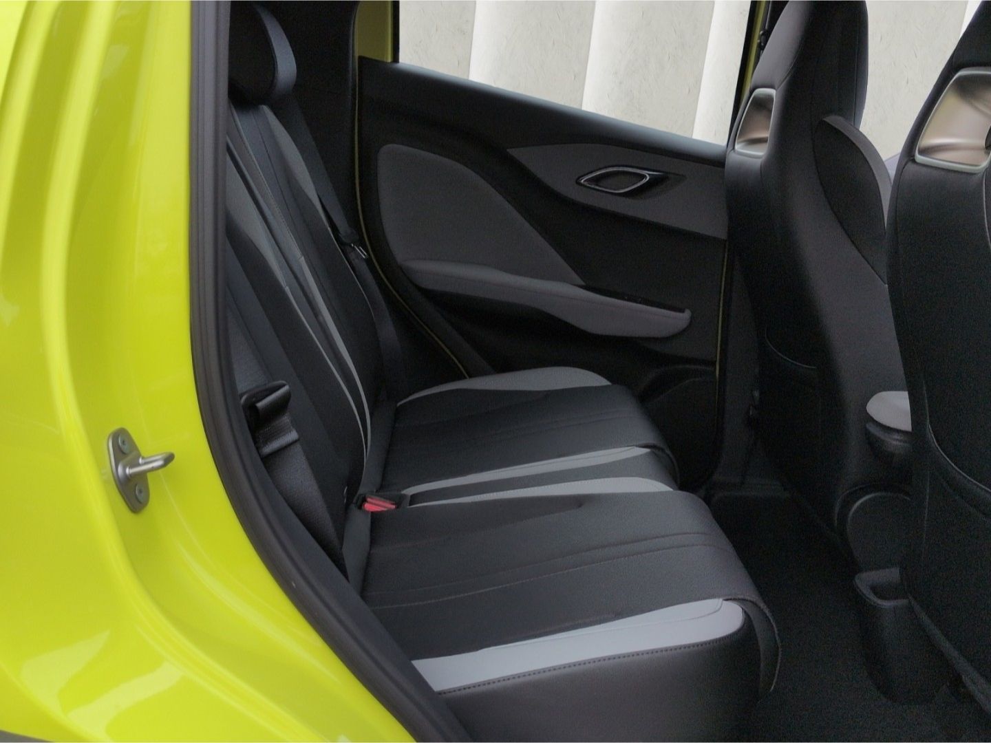 BYD Dolphin Surf Boost*ACC Navi R-Kam Leder el.Sitze foto 9