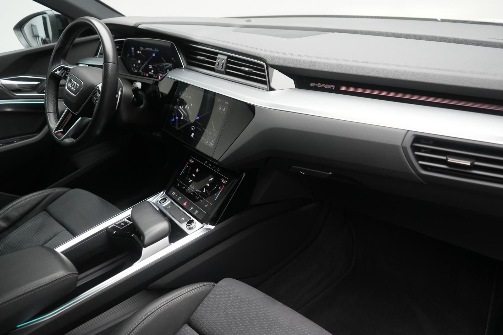 Audi e-tron 55 quattro S line Temp/Kamera/Virtual/Pan foto 7