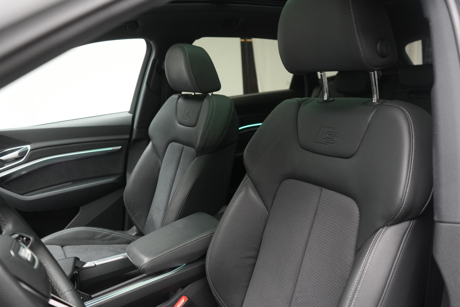 Audi e-tron 55 quattro S line Temp/Kamera/Virtual/Pan foto 10