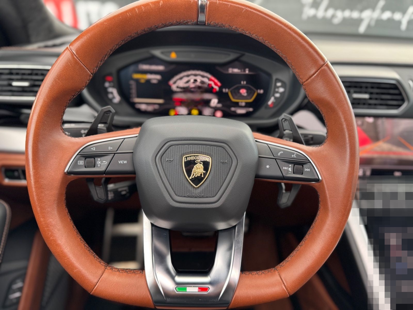 Lamborghini Urus Voll Ausstattung !!!! foto 17
