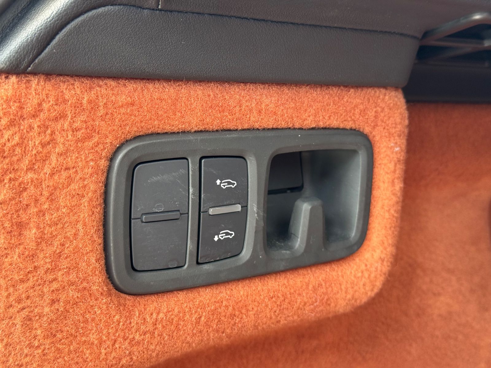Lamborghini Urus Voll Ausstattung !!!! foto 8
