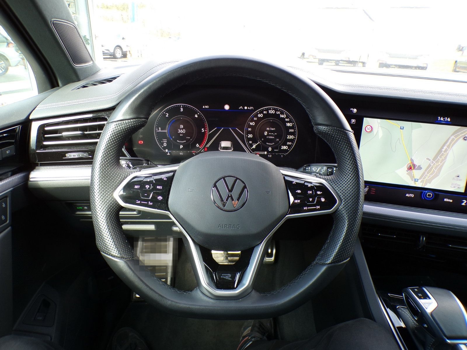 Volkswagen Touareg R-Line 4Motion 3.0 TDI foto 11