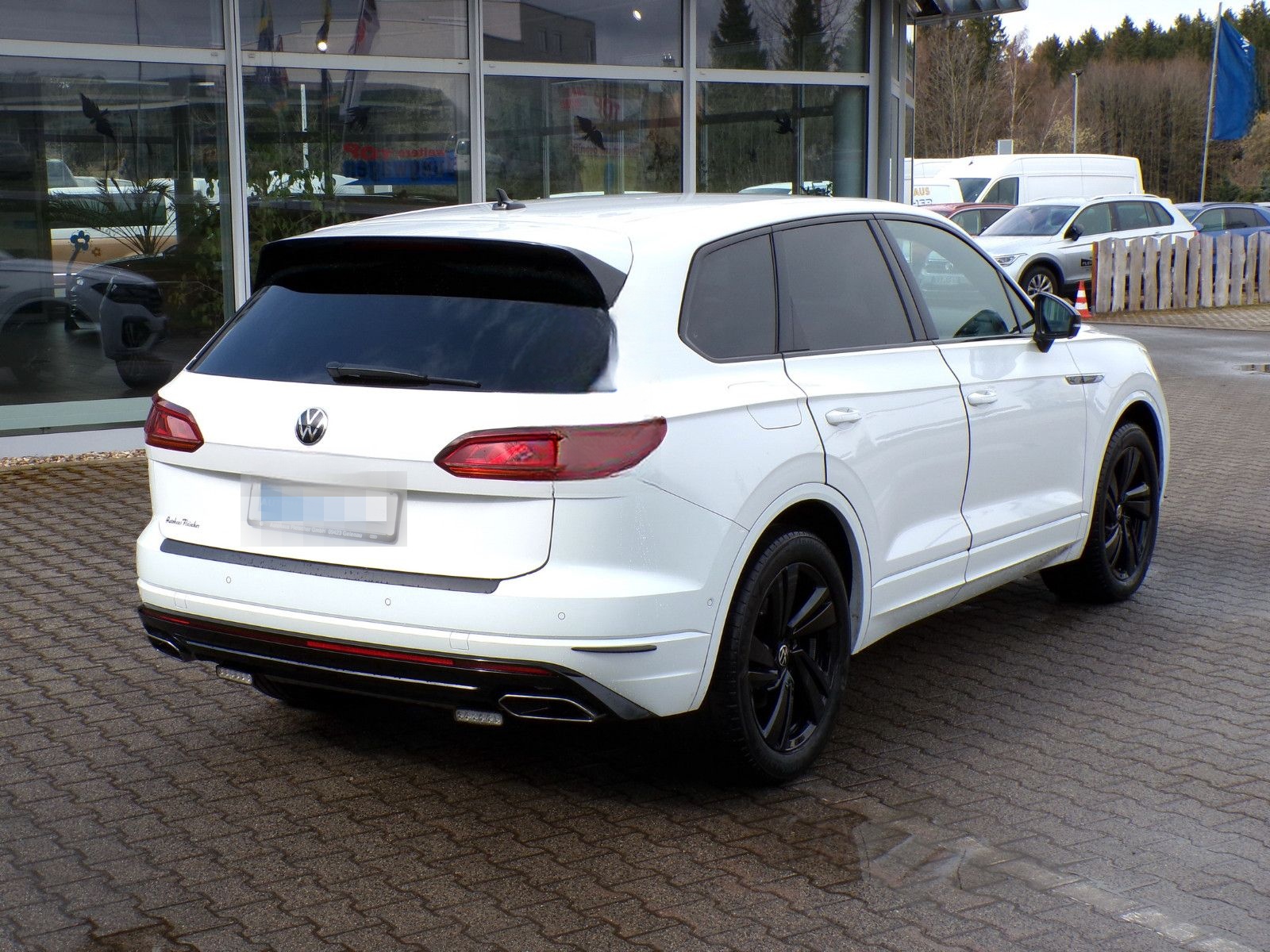 Volkswagen Touareg R-Line 4Motion 3.0 TDI foto 3