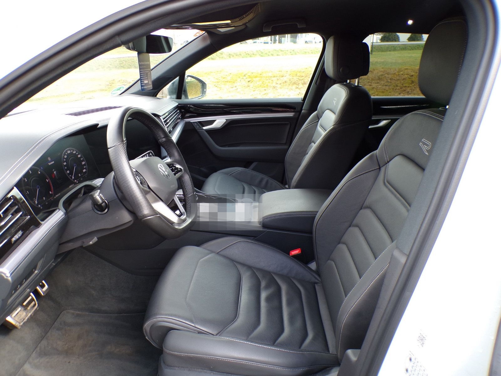 Volkswagen Touareg R-Line 4Motion 3.0 TDI foto 5