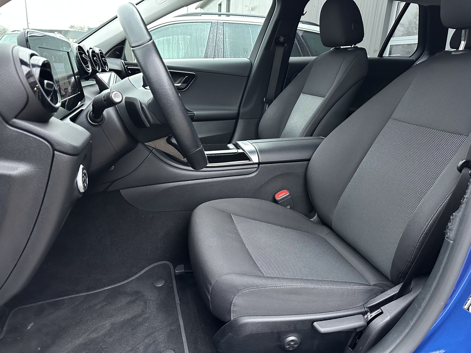 Mercedes-Benz C 220d T Avantgarde NAV+LED+BURMESTER+ACC+V-COCK foto 9