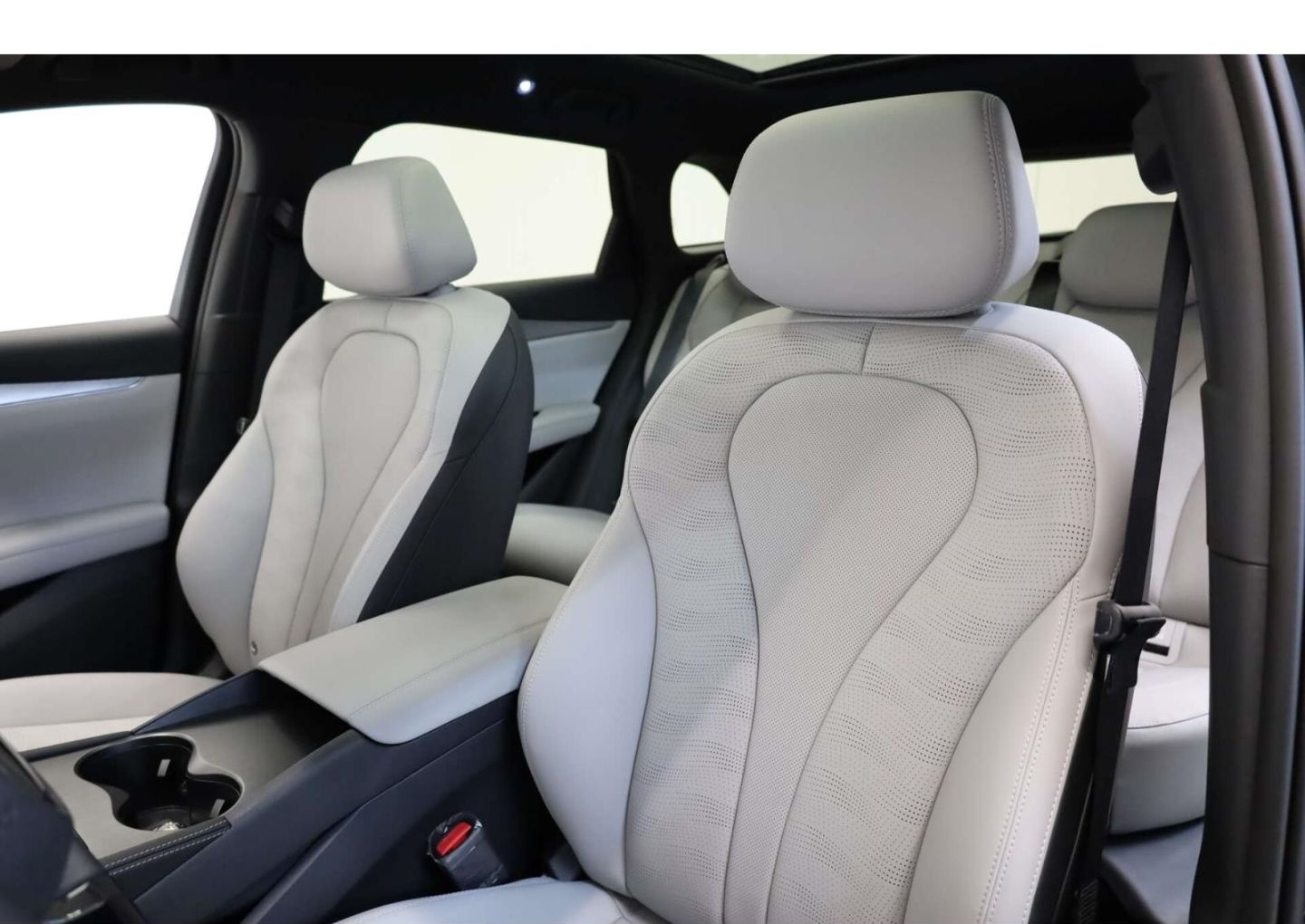 BYD Seal 6 DM-i Touring Comfort Lite foto 11