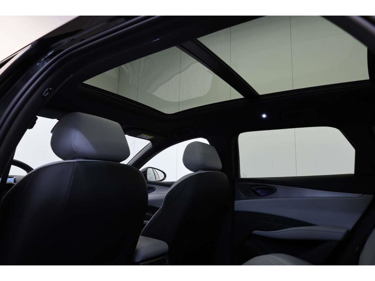 BYD Seal 6 DM-i Touring Comfort Lite foto 25