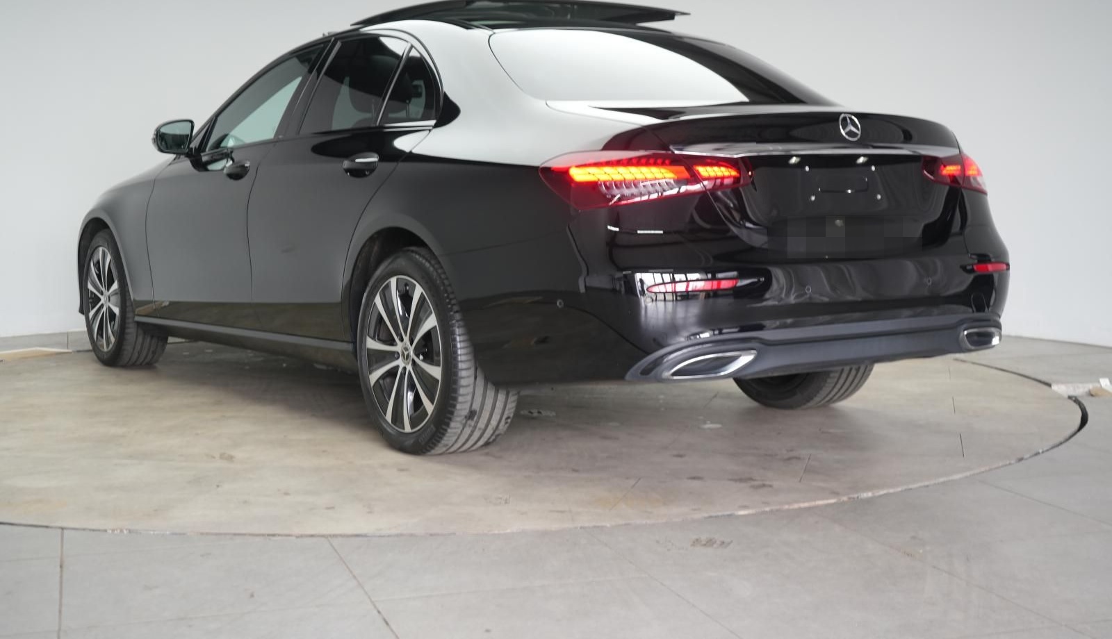 Mercedes-Benz E 300 de 9G-Tronic Avantgarde Distronic/Kamera/H foto 4