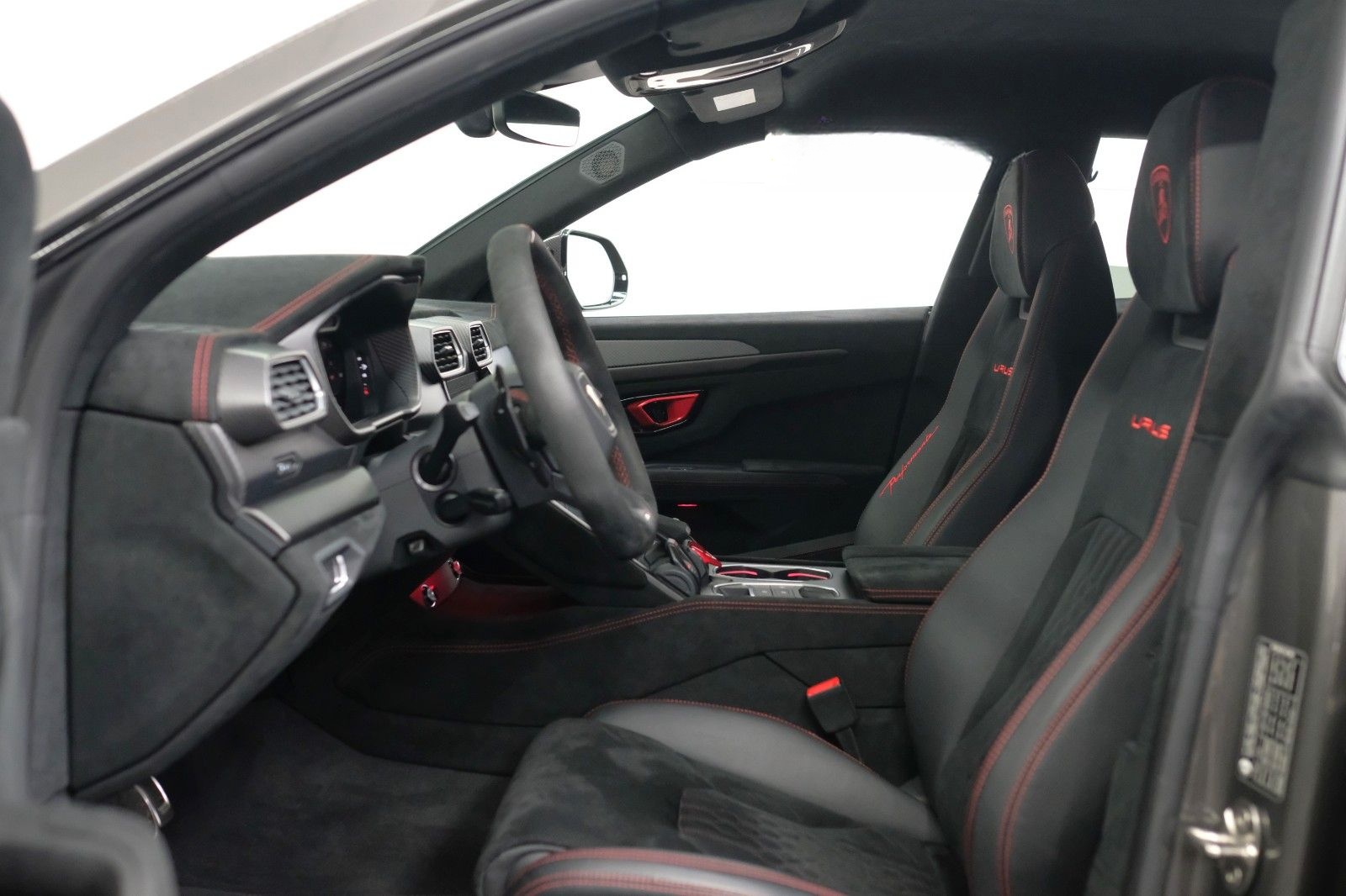 Lamborghini Urus Performante/CARBON BONNET+ROOF/B&O/AKRAPOVI foto 13