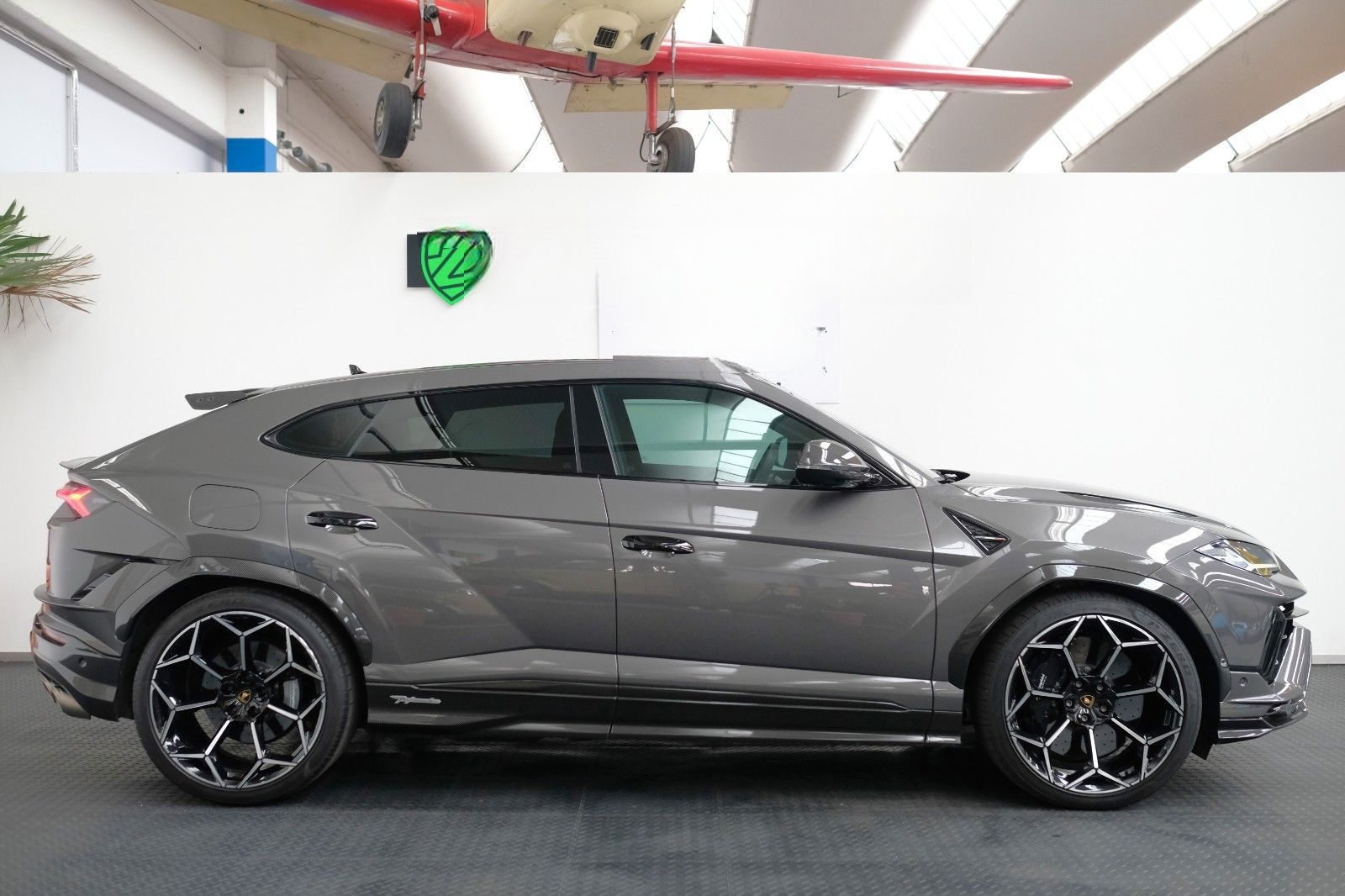 Lamborghini Urus Performante/CARBON BONNET+ROOF/B&O/AKRAPOVI foto 5