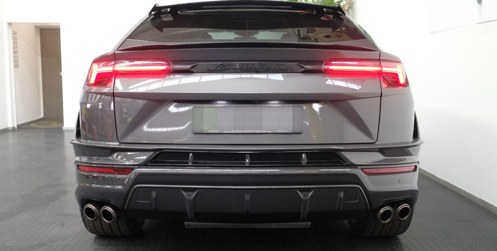 Lamborghini Urus Performante/CARBON BONNET+ROOF/B&O/AKRAPOVI foto 8