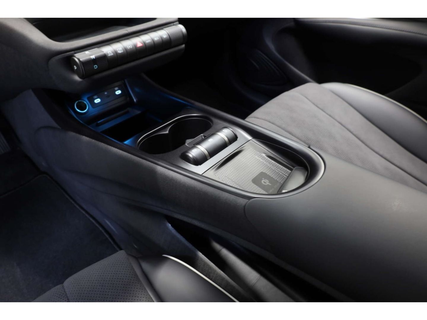 BYD Dolphin Design foto 22