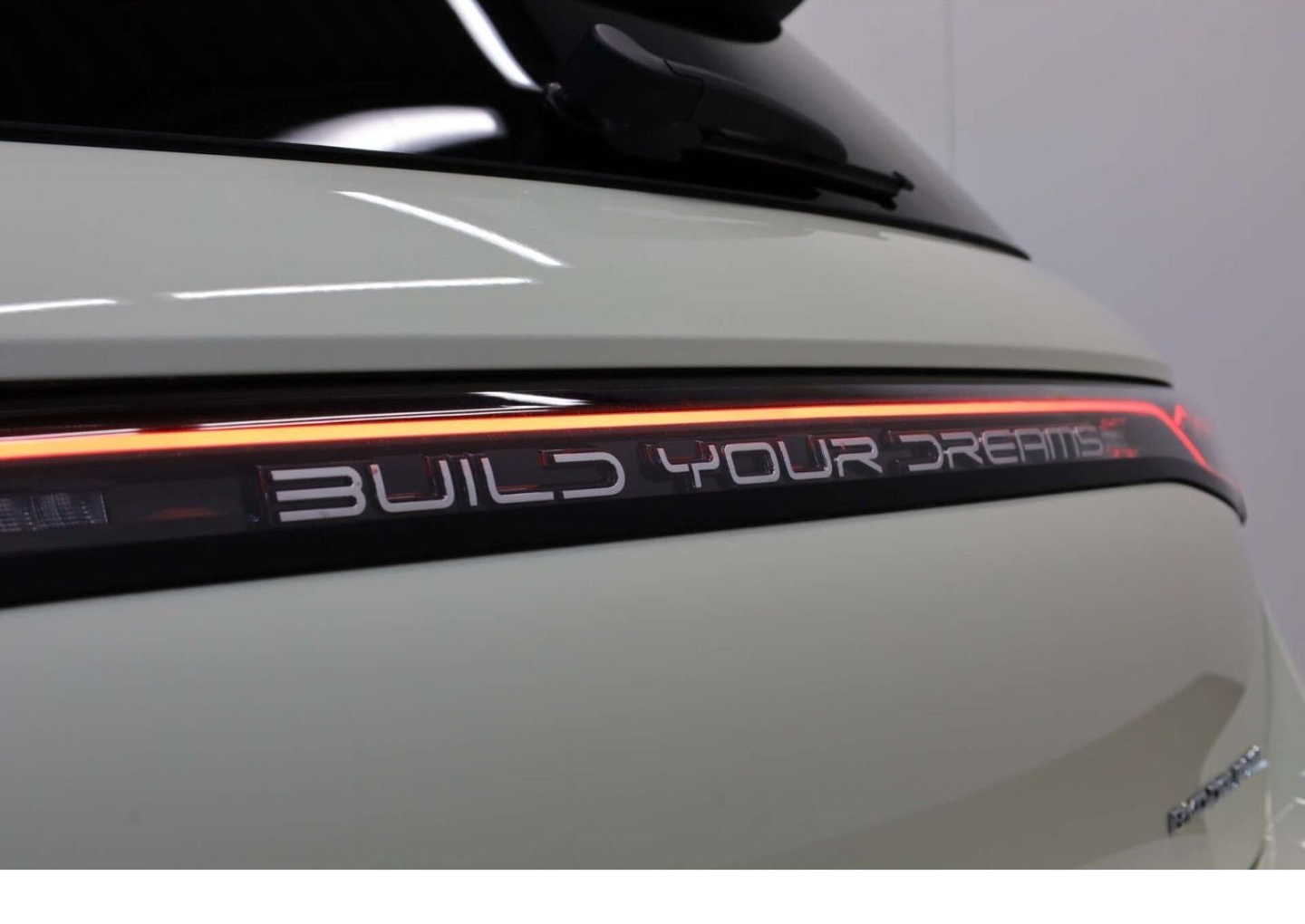 BYD Dolphin Design foto 23