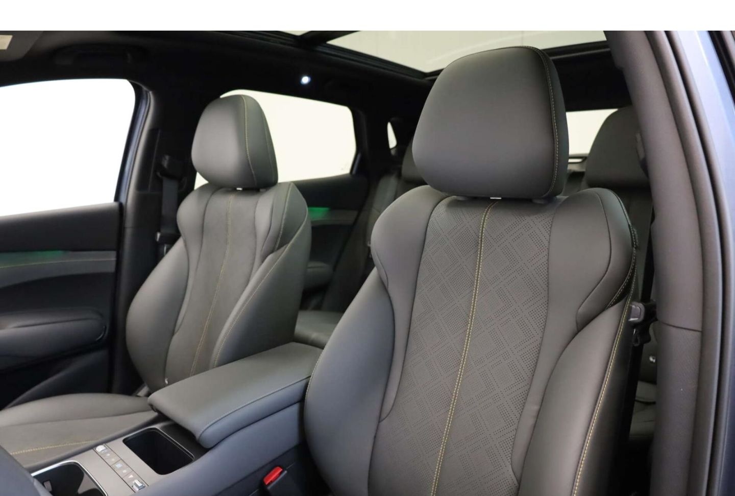 BYD ATTO 3 EVO Excellence AWD foto 11