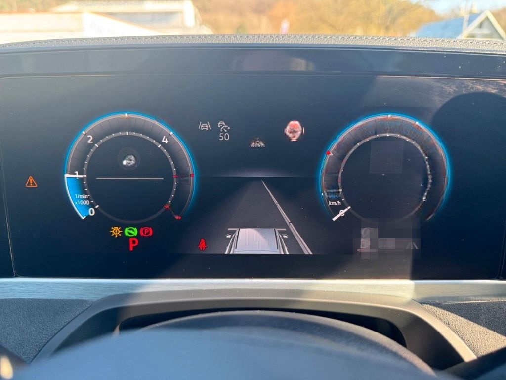 Volkswagen Passat Variant R-Line Passat 2,0 l TDI SCR 110 k foto 12