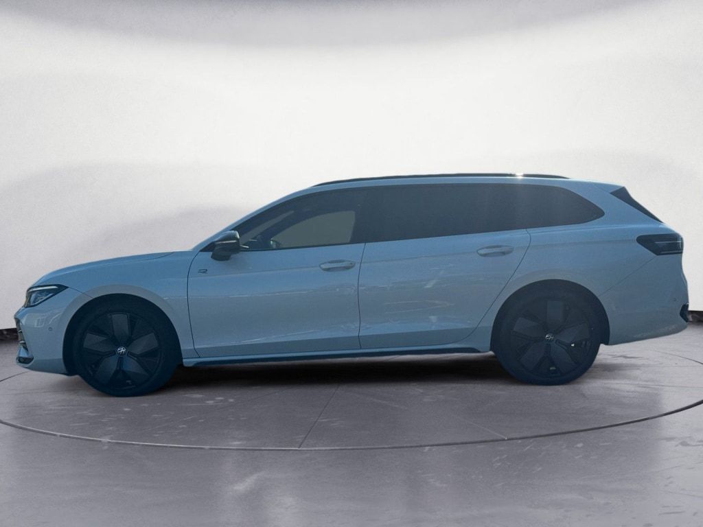 Volkswagen Passat Variant R-Line Passat 2,0 l TDI SCR 110 k foto 4