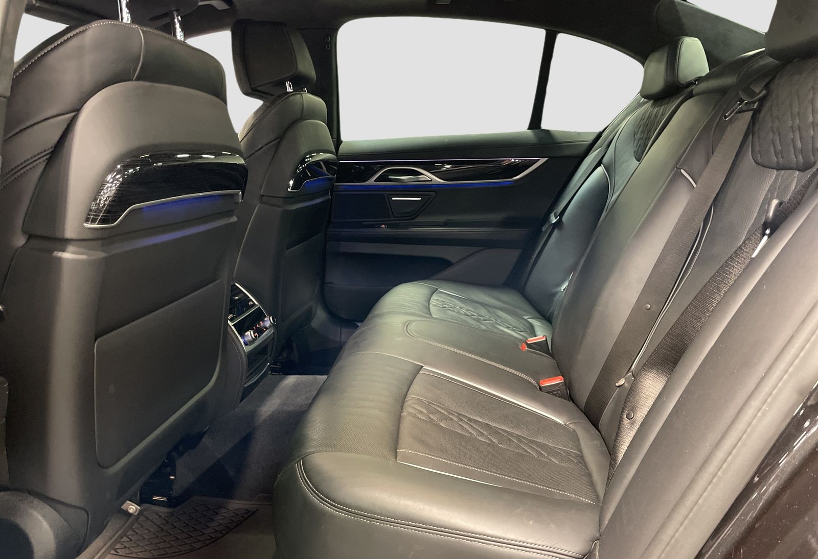 BMW 730d Limousine Standheizung Massage AHK Head-Up foto 10