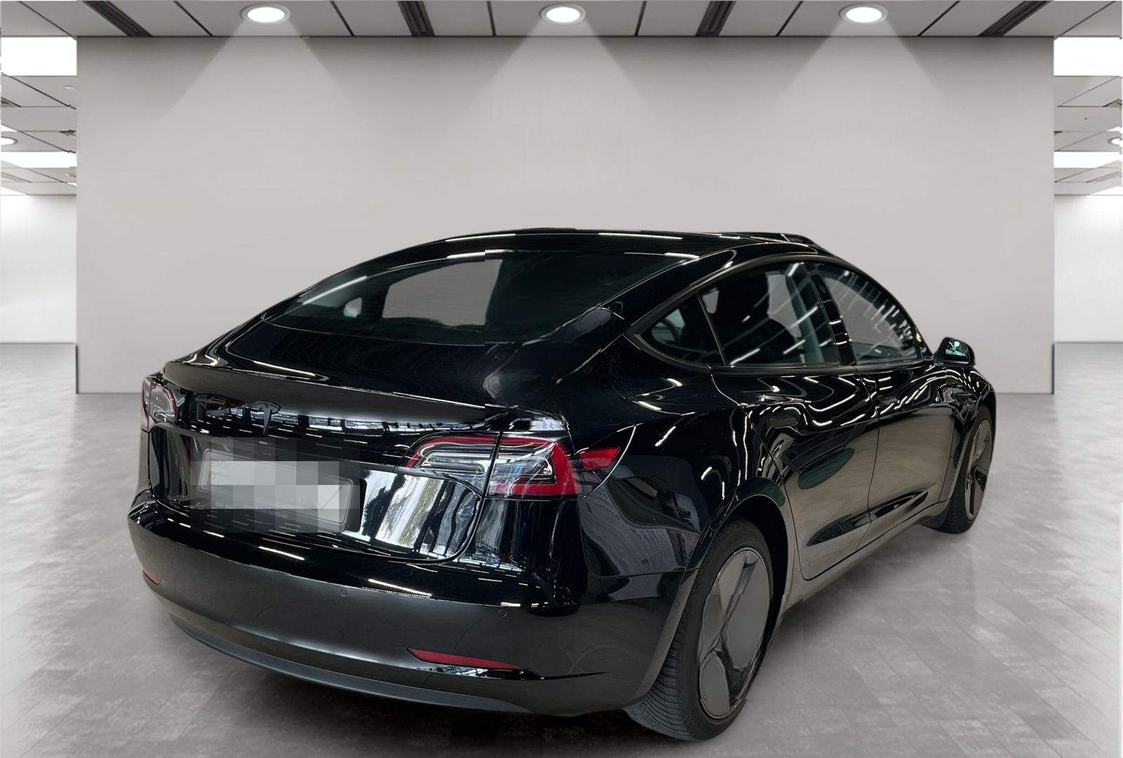 Tesla Model 3 Standard Reichweite Plus Hinterradantrie foto 2